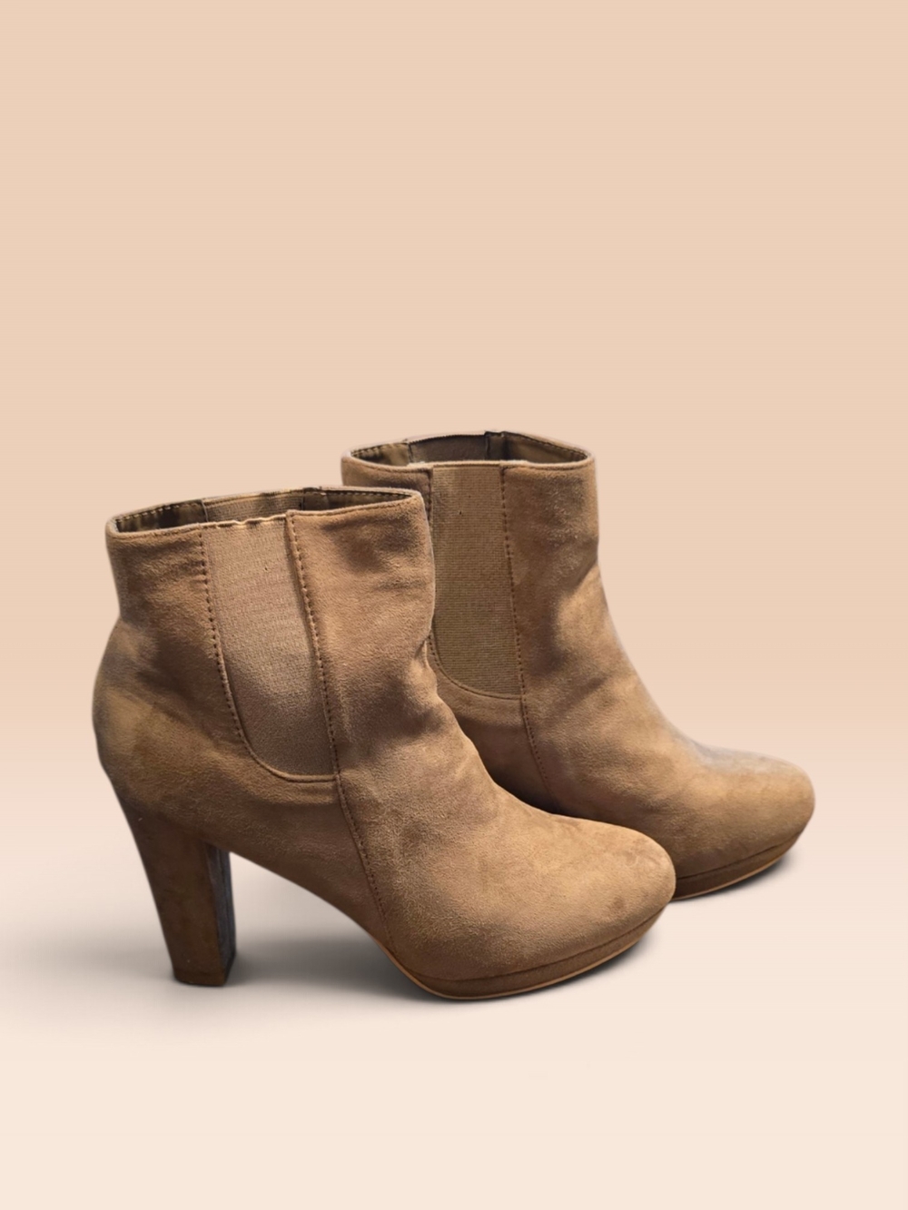 Bella Mane Tan Suede Heel Ankle Booties Size 8